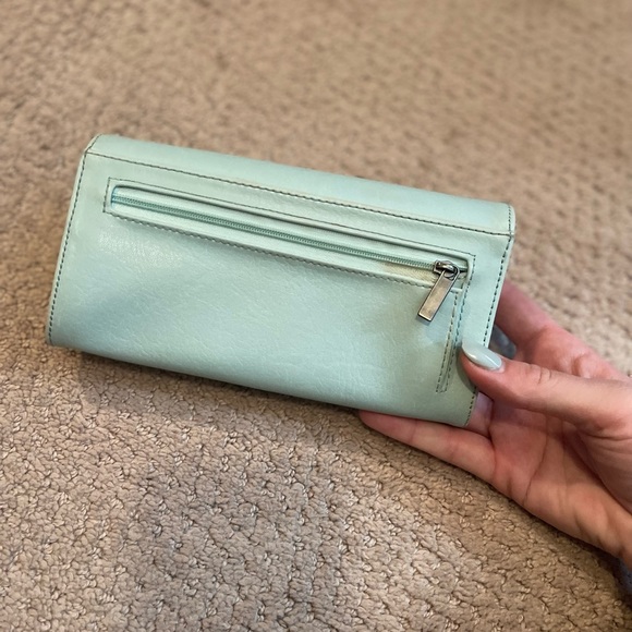 MATT&NAT Wallet - Picture 3 of 4